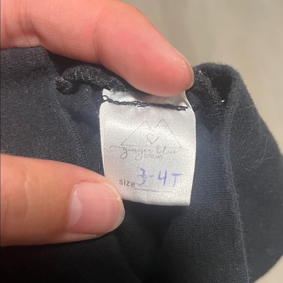 Black Shorts with Patterned Pockets - Picture 2 of 2